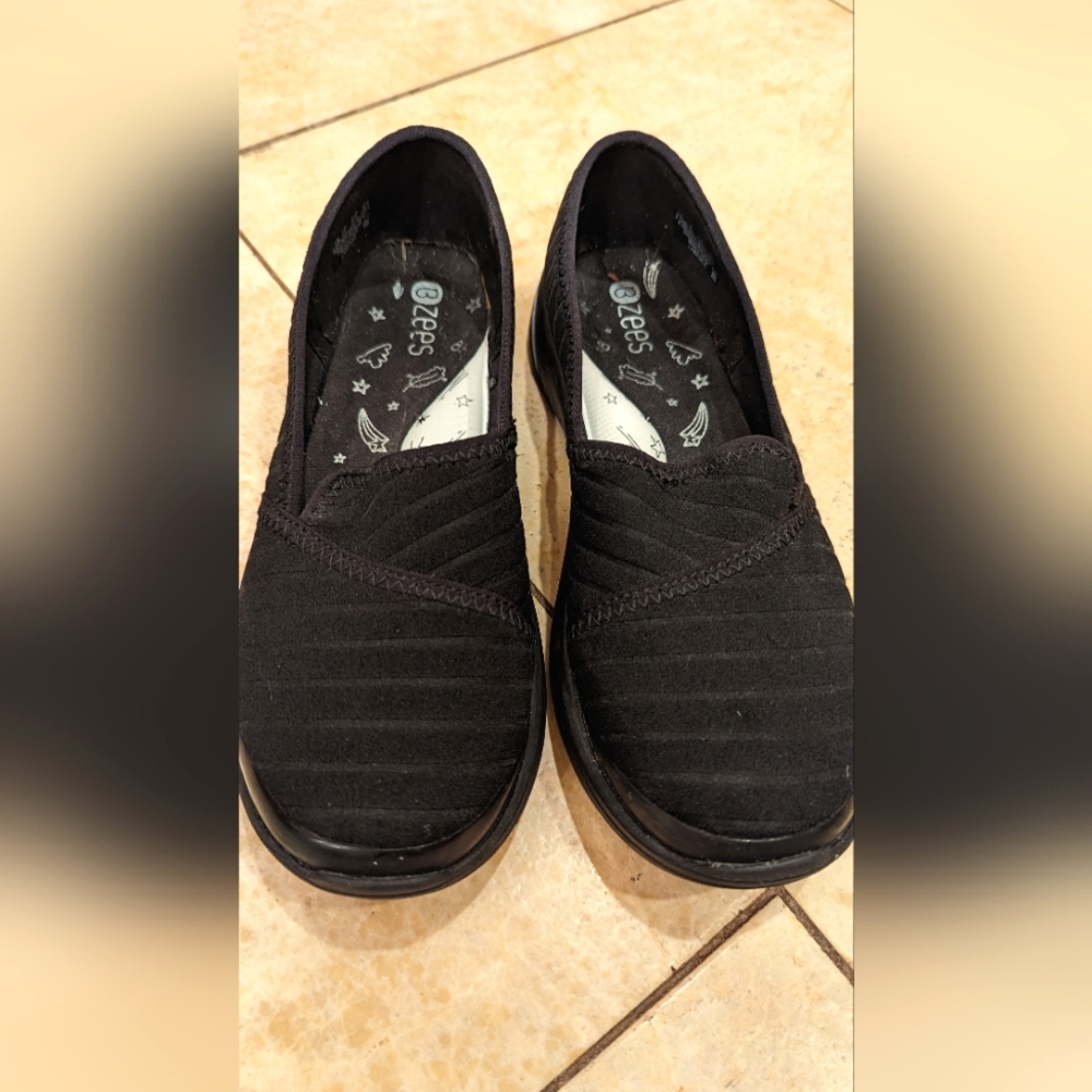 BZees Lakeside Slip On Shoes